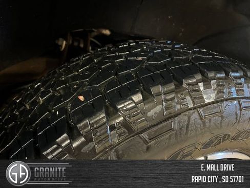 Used 2023 GMC Sierra 2500 AT4 w/ AT4 Premium Plus Package image 5