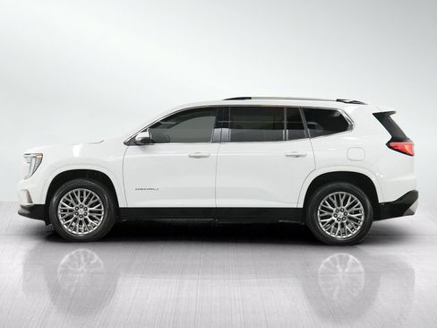 Used 2025 GMC Acadia Denali AWD/4WD image 2