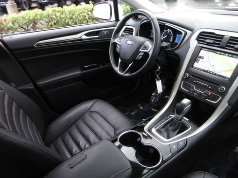 Used 2016 Ford Fusion SE w/ Equipment Group 502A image 20