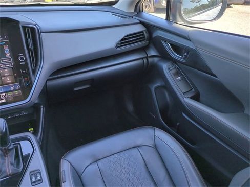 Used 2024 Subaru Crosstrek 2.5i Limited w/ Crosstrek Mirror Package image 17