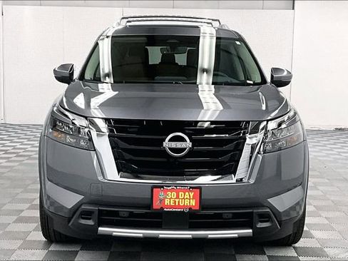 New 2025 Nissan Pathfinder Platinum w/ Cargo Package image 15