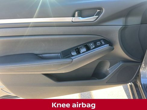 New 2025 Nissan Altima 2.5 SL image 21