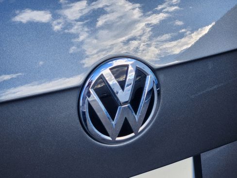 Used 2019 Volkswagen Tiguan S w/ Driver Assistance Package image 23