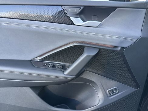 New 2026 Volkswagen Tiguan SE image 14