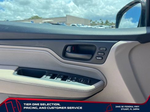 Used 2018 Honda Odyssey Touring image 24