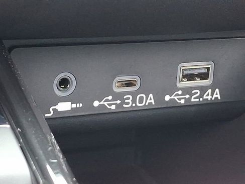 Used 2025 Subaru Legacy Premium w/ Popular Package #1A AWD/4WD image 23