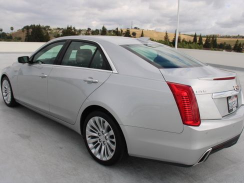 Used 2018 Cadillac CTS Luxury image 5