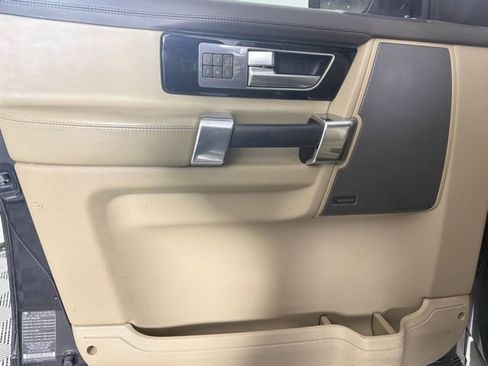 Used 2016 Land Rover LR4 HSE LUX image 14