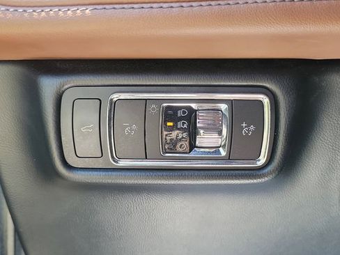 Certified 2022 Lincoln Aviator Reserve RWD image 13