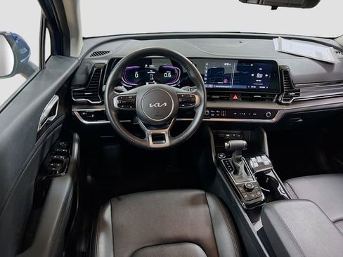 Certified 2025 Kia Sportage EX image 22