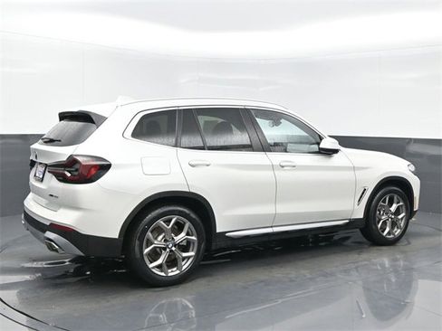 Used 2024 BMW X3 xDrive30i w/ Premium Package w/ZPA image 6