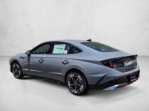 New 2026 Hyundai Sonata SEL FWD image 9