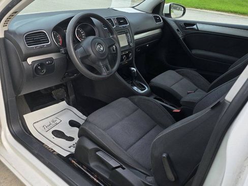 Used 2012 Volkswagen Golf 2-Door FWD image 9