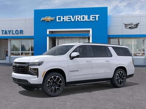 New 2026 Chevrolet Suburban RST w/ Comfort Package AWD/4WD image 2