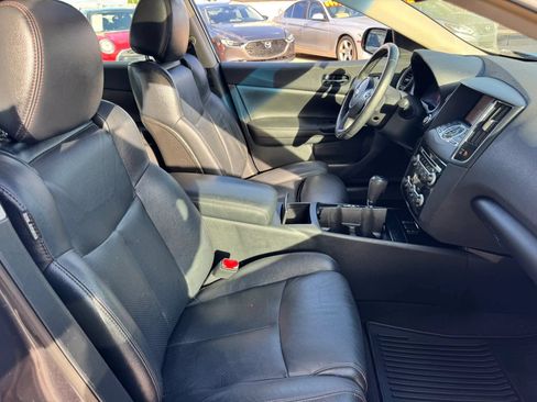 Used 2010 Nissan Maxima 3.5 SV w/ Monitor Pkg FWD image 34