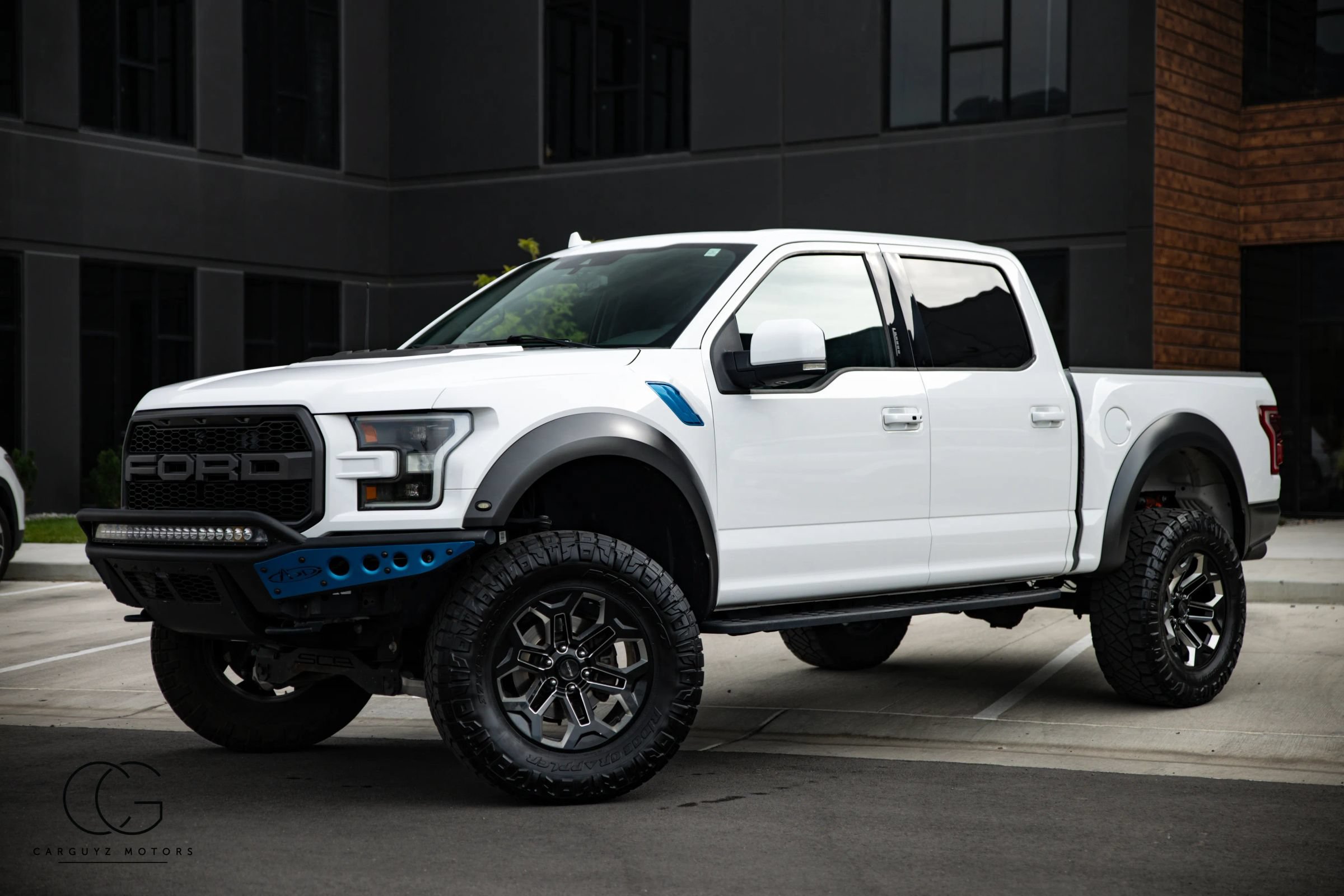 Used 2019 Ford F150 Raptor w/ Equipment Group 802A Luxury AWD/4WD image 4