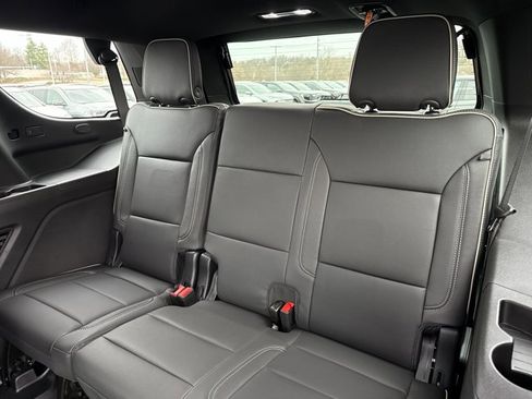 New 2026 GMC Yukon Elevation w/ Elevation Premium Package image 7