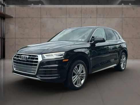 Used 2019 Audi Q5 2.0T Premium Plus w/ Premium Plus Package AWD/4WD image 1