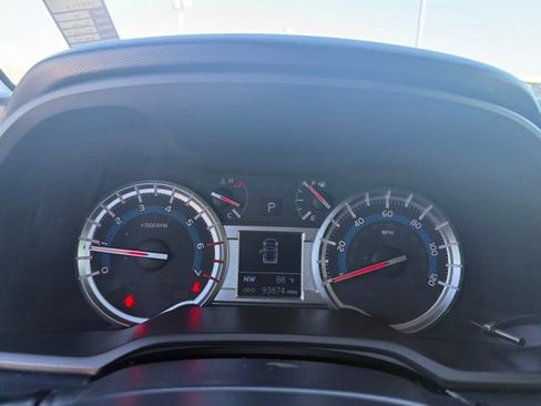 Used 2019 Toyota 4Runner TRD Off-Road AWD/4WD image 19