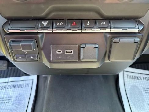 Used 2021 GMC Sierra 2500 SLE AWD/4WD image 24