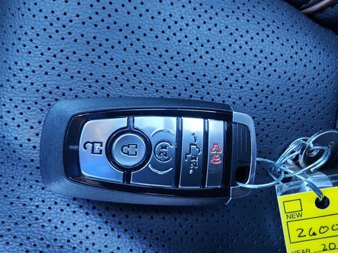 Used 2025 Ford F250 Lariat w/ Lariat Ultimate Package image 27