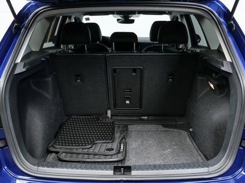 Certified 2023 Volkswagen Taos SE w/ Black Wheel Package image 23