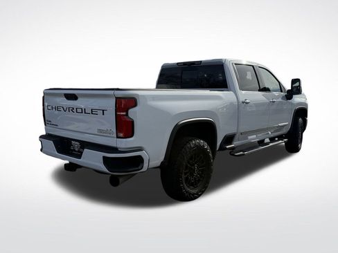 Used 2024 Chevrolet Silverado 3500 High Country w/ Technology Package image 8