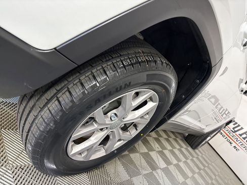 Used 2022 Jeep Grand Cherokee L Limited image 38