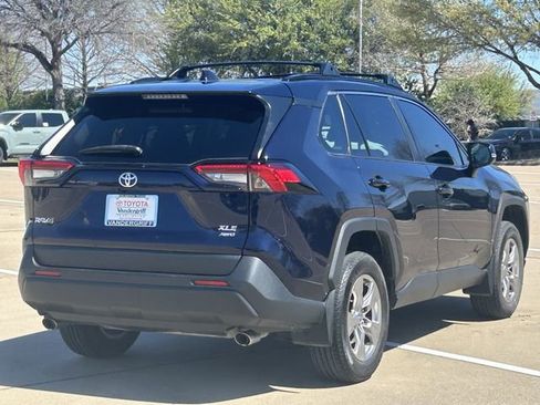 Used 2023 Toyota RAV4 XLE image 4