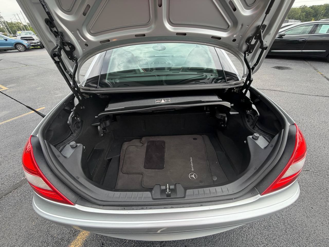 Used 2005 Mercedes-Benz SLK 350 image 13