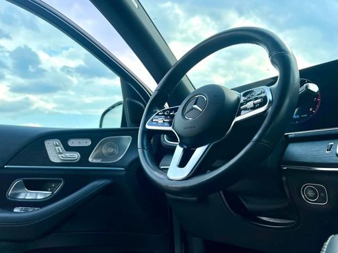 Certified 2024 Mercedes-Benz GLE 450 4MATIC image 9