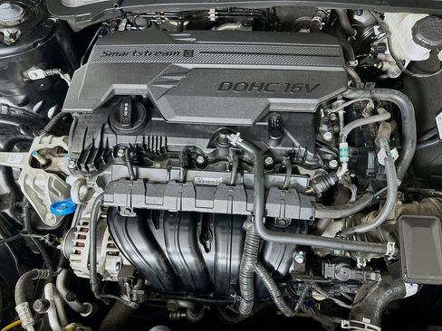 Used 2025 Kia K4 LXS image 35