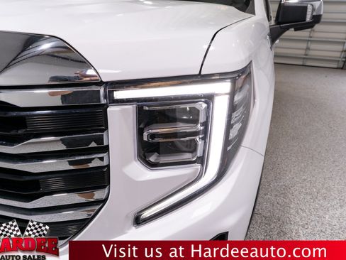 Used 2025 GMC Sierra 1500 SLT AWD/4WD image 8