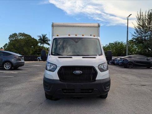 Used 2022 Ford Transit 350 DRW RWD image 12
