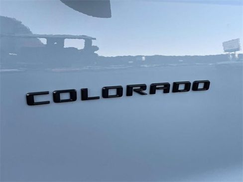 New 2026 Chevrolet Colorado W/T image 7