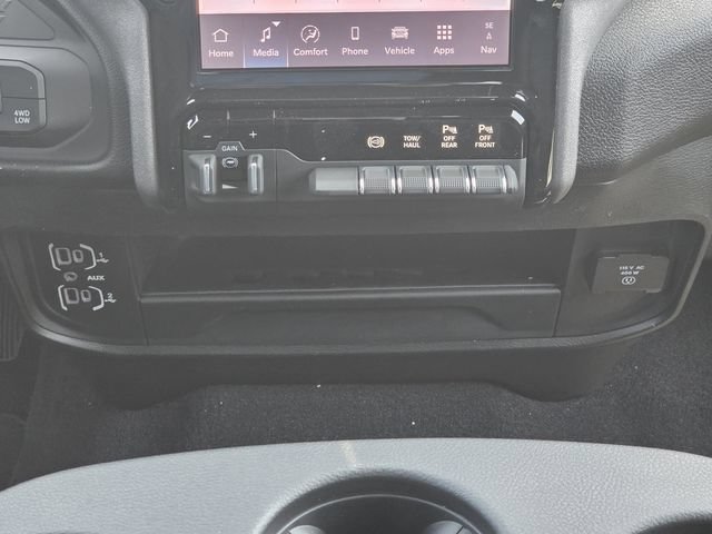New 2026 RAM 2500 Tradesman AWD/4WD image 15