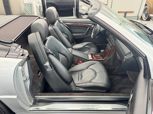 Used 2001 Mercedes-Benz SL 500 image 12
