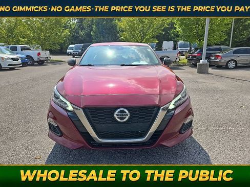 Used 2020 Nissan Altima 2.5 SR FWD image 2