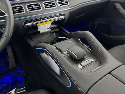 New 2026 Mercedes-Benz GLS 450 4MATIC image 5