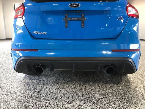 Used 2018 Ford Focus RS AWD/4WD image 18