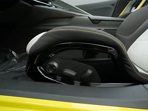 Used 2022 Chevrolet Corvette Stingray Premium Cpe image 25