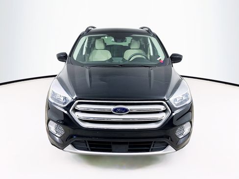 Used 2018 Ford Escape SE w/ Ford Safe & Smart Package image 3