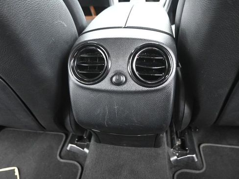 Used 2019 Mercedes-Benz GLC 300 image 10