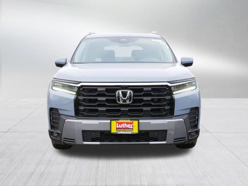 New 2026 Honda Pilot image 2