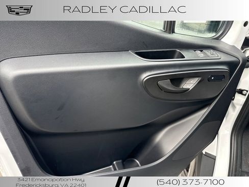 Used 2024 Mercedes-Benz eSprinter 170 Cargo image 5