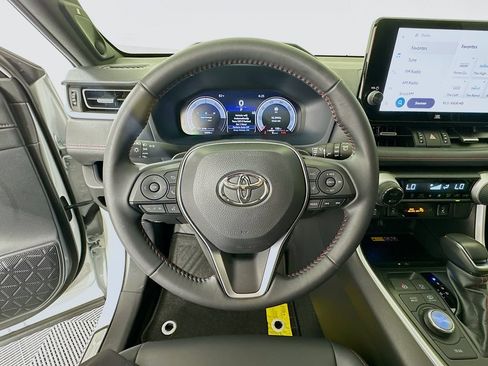 Certified 2025 Toyota RAV4 XSE AWD/4WD image 11
