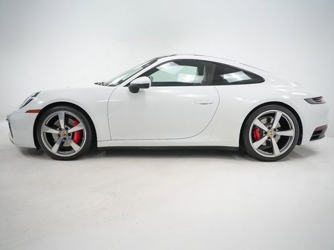 Certified 2020 Porsche 911 Carrera 4S image 2