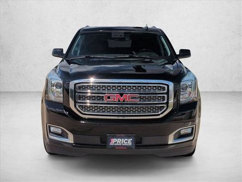 Used 2019 GMC Yukon XL SLT w/ Open Road Package RWD image 2