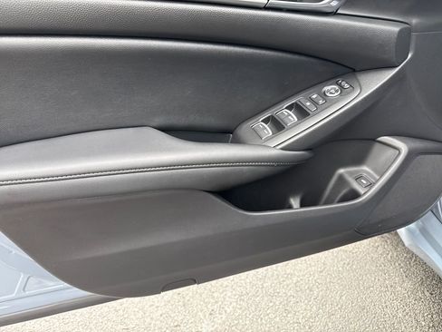 Used 2022 Honda Accord Sport image 12