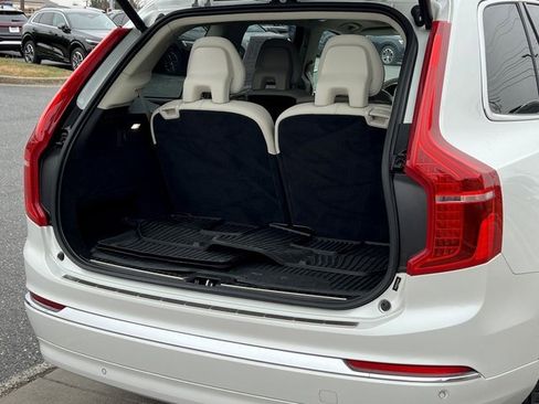Certified 2023 Volvo XC90 B6 Ultimate w/ Protection Package Premier image 17